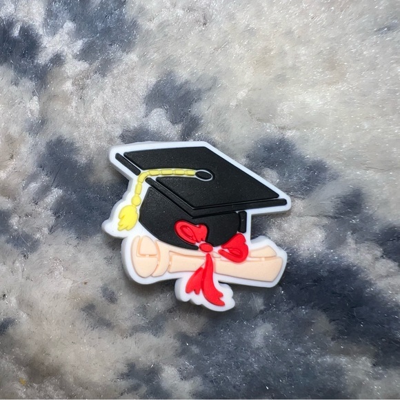Crocs Jibbitz Charm Graduation Cap / College Grad Themed Class of 2023 NEW - Picture 2 of 9